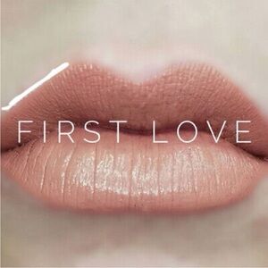 LipSense Long Lasting Liquid Lip Color in First Love NWT